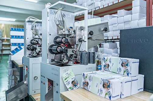 شركة جيانغسو جونشي للبصريات المحدودة